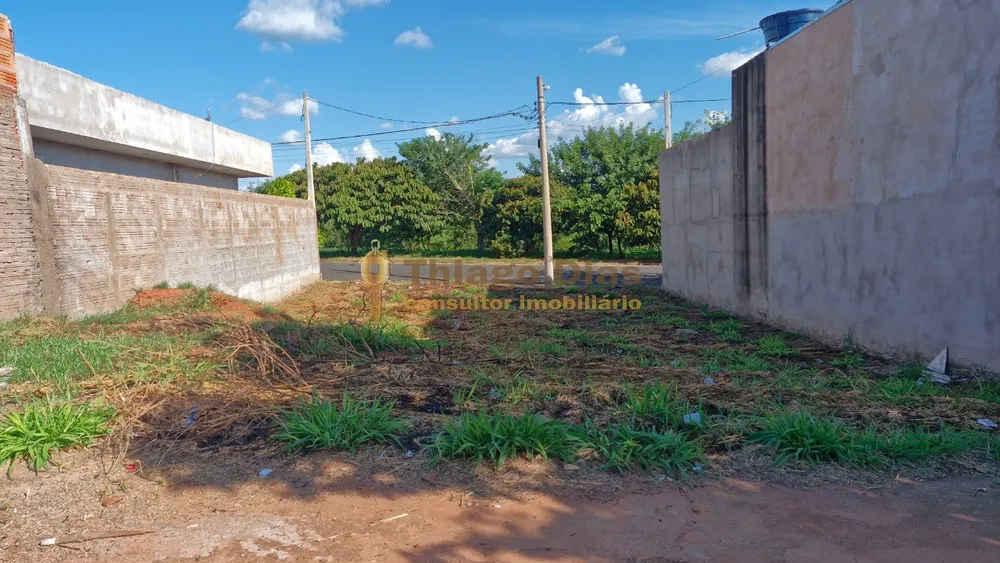 Terreno, 205 m² - Foto 1
