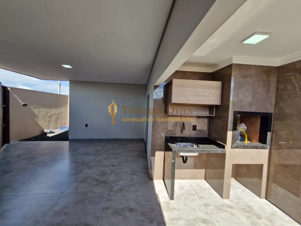 Casa à venda com 3 quartos, 106m² - Foto 4