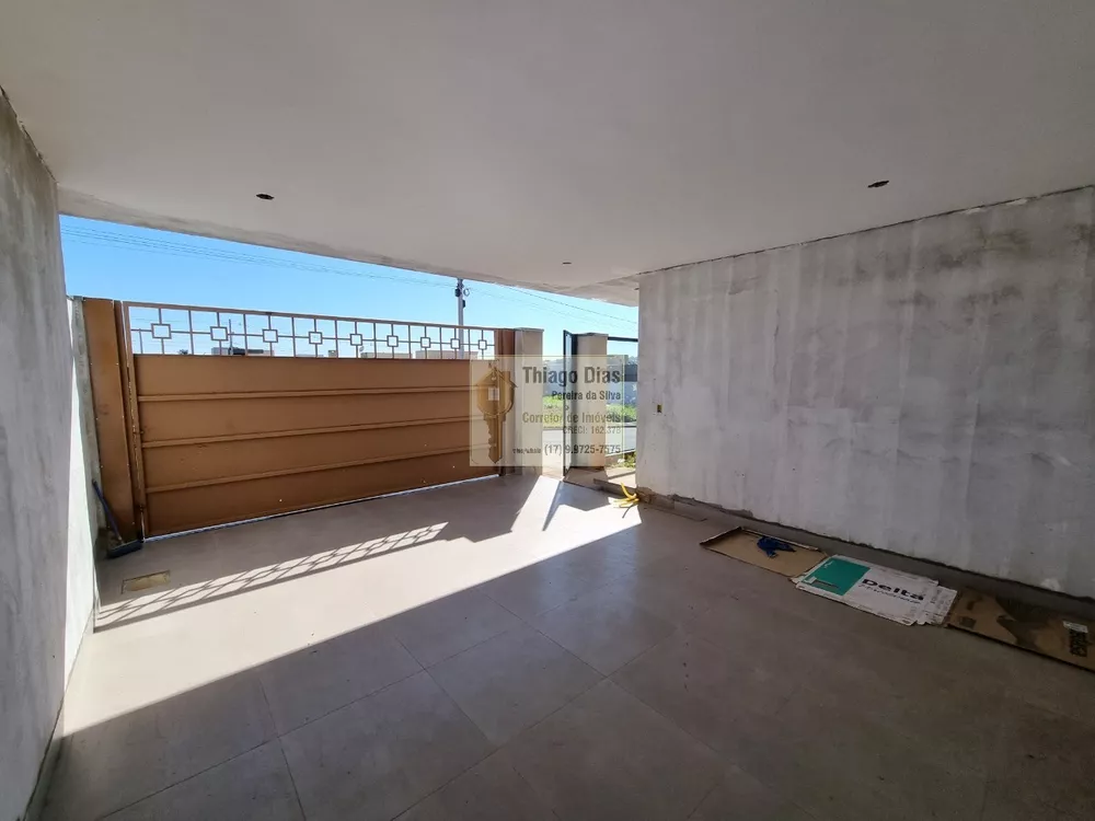 Casa à venda com 3 quartos, 140m² - Foto 4