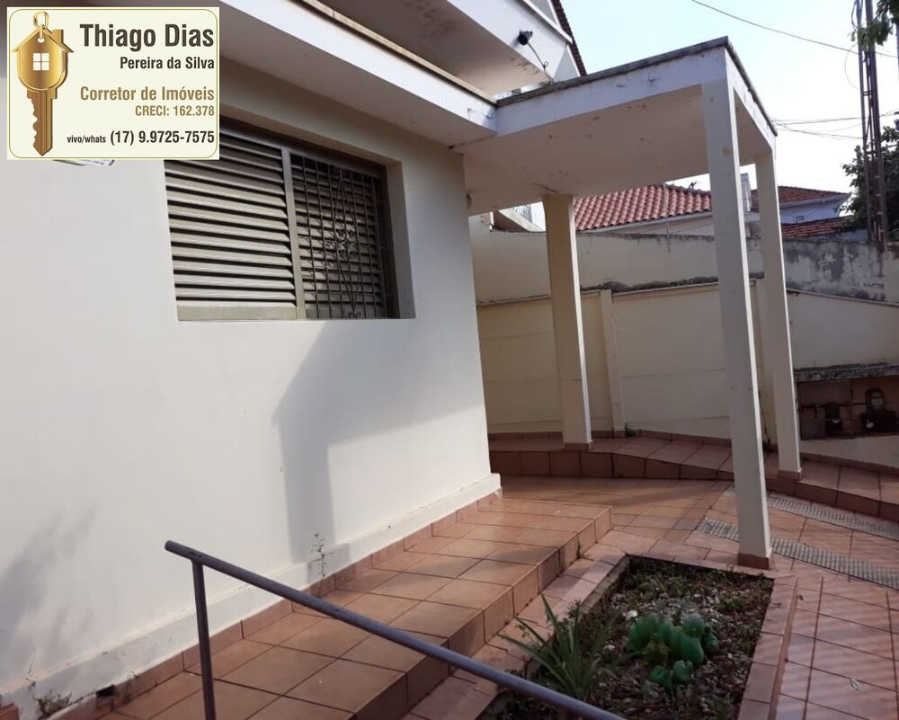 Casa, 4 quartos, 195 m² - Foto 1