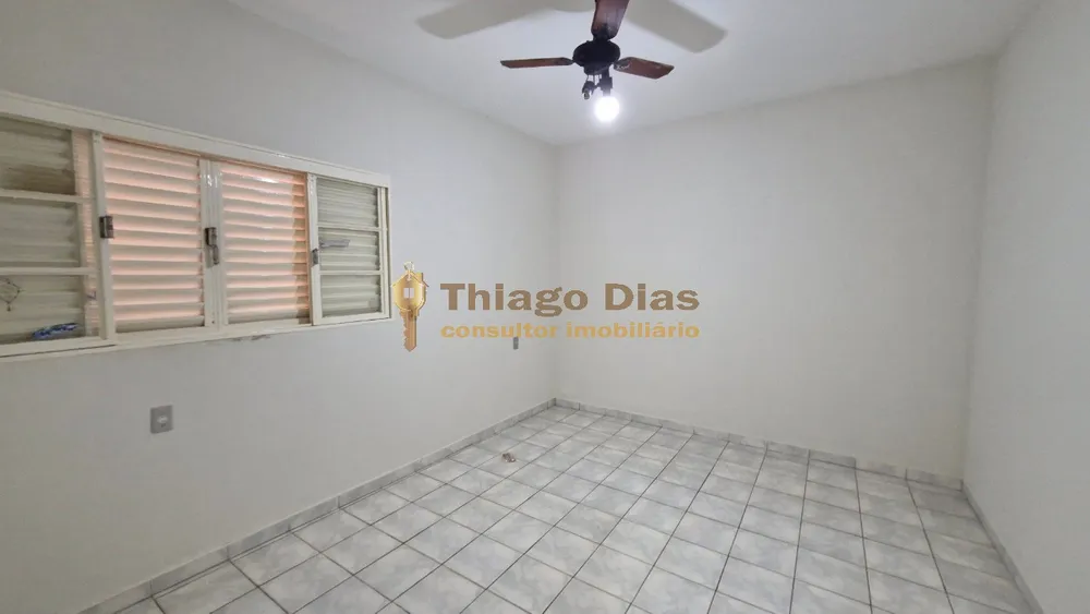 Prédio Inteiro - Foto 1