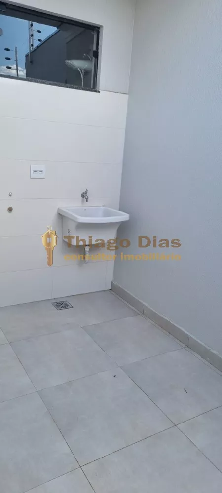 Casa à venda com 3 quartos, 120m² - Foto 3