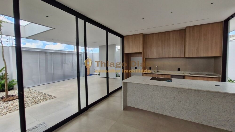 Casa, 3 quartos, 170 m² - Foto 2