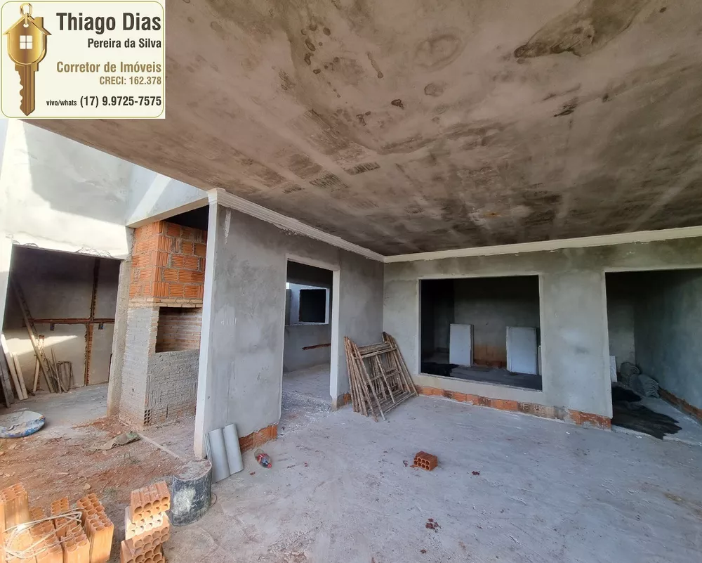 Casa à venda com 3 quartos, 125m² - Foto 4