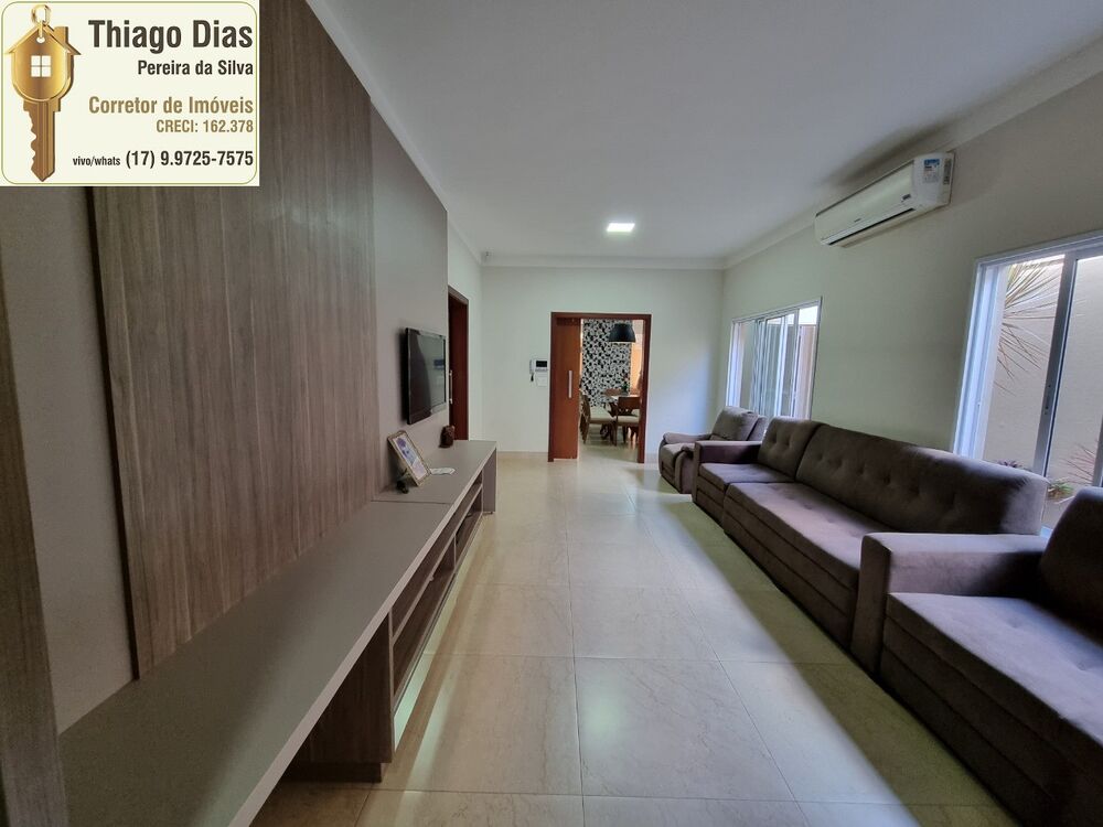 Casa, 3 quartos, 268 m² - Foto 2