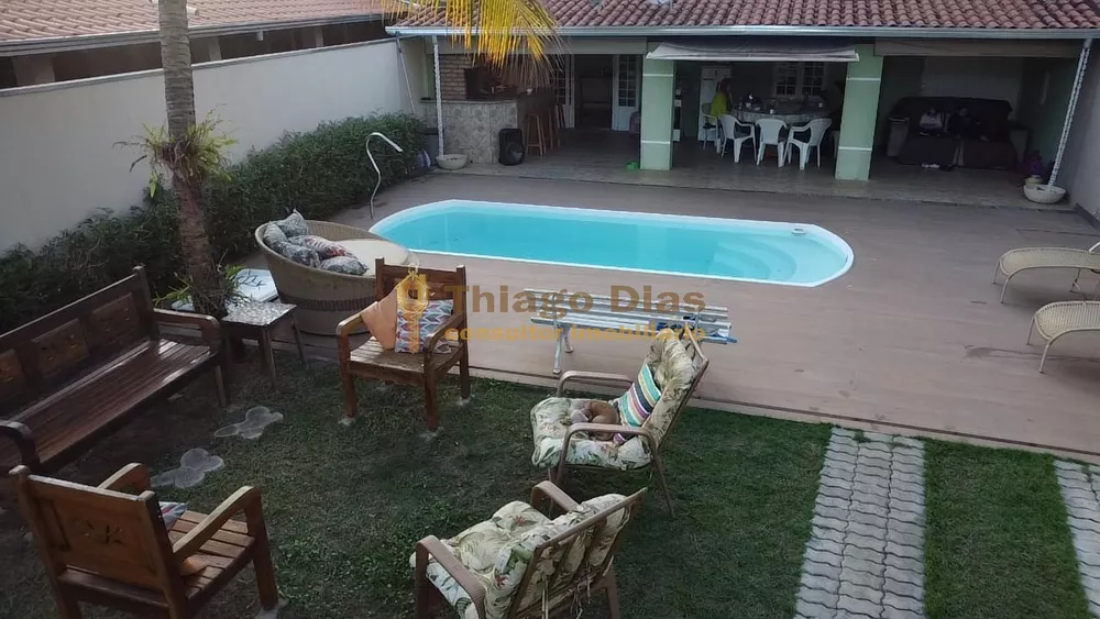 Casa à venda com 3 quartos, 153m² - Foto 2