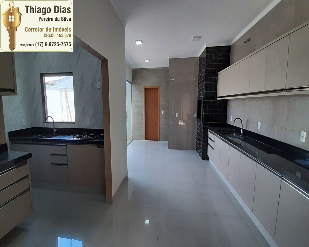 Casa, 3 quartos, 168 m² - Foto 1