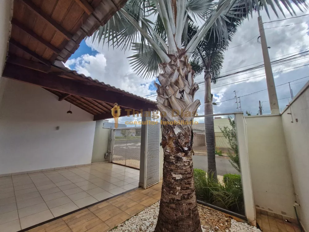 Casa à venda com 3 quartos, 114m² - Foto 4