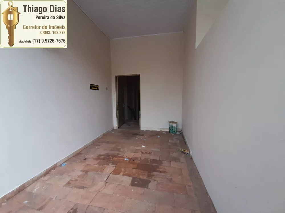 Casa à venda com 4 quartos, 275m² - Foto 2