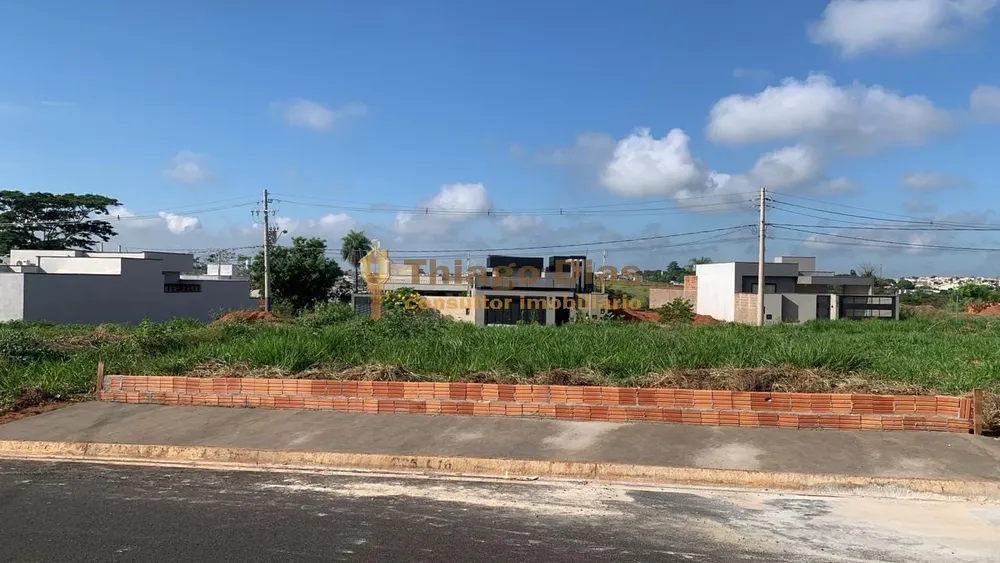 Terreno, 203 m² - Foto 1