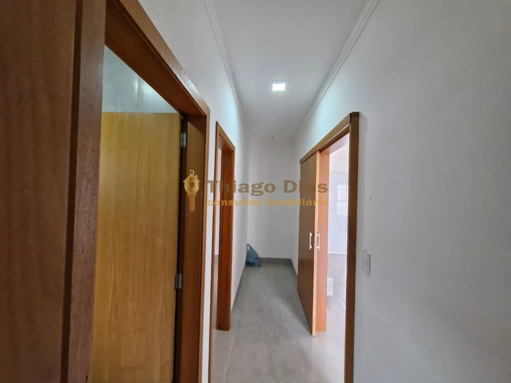 Casa à venda com 2 quartos, 60m² - Foto 7