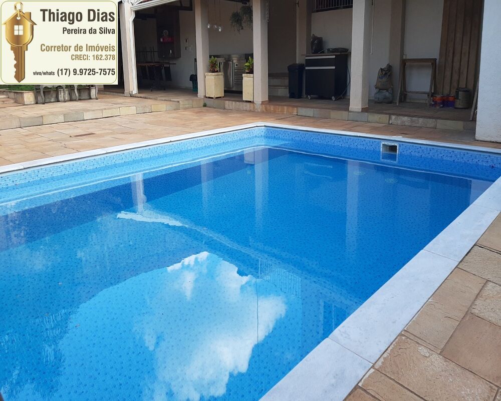 Casa, 3 quartos, 301 m² - Foto 2