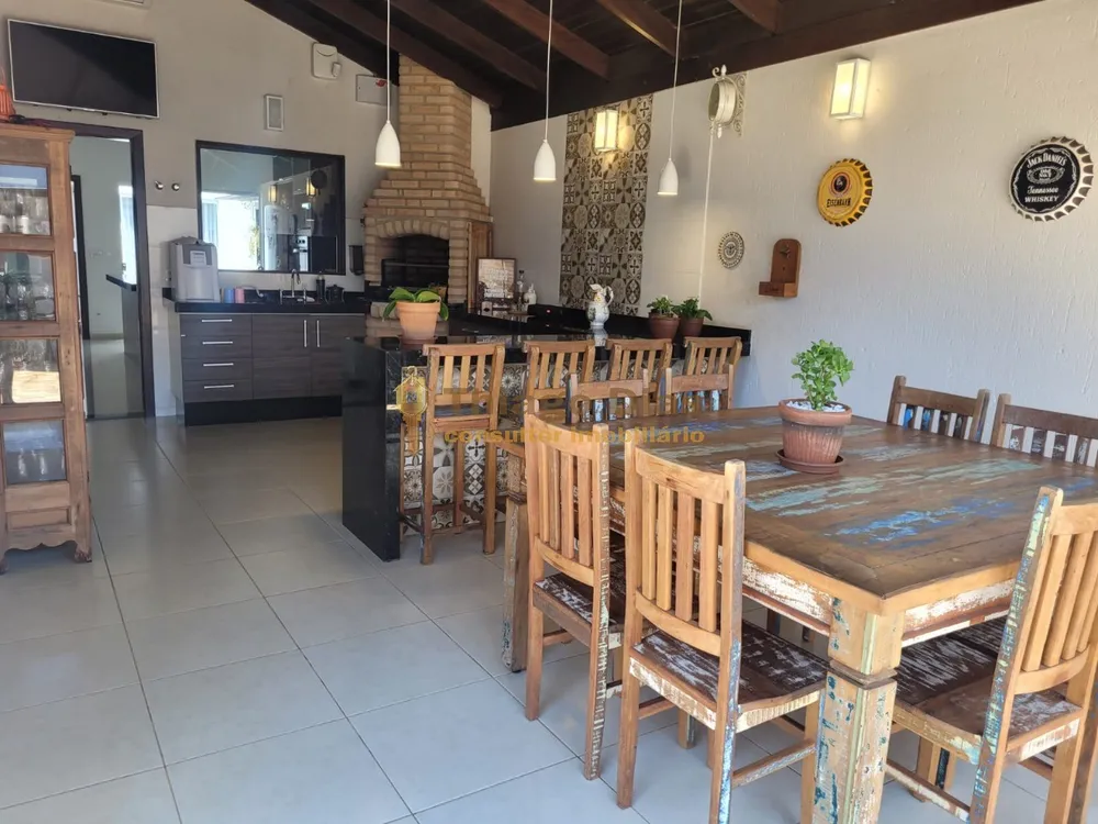 Casa, 3 quartos, 200 m² - Foto 1