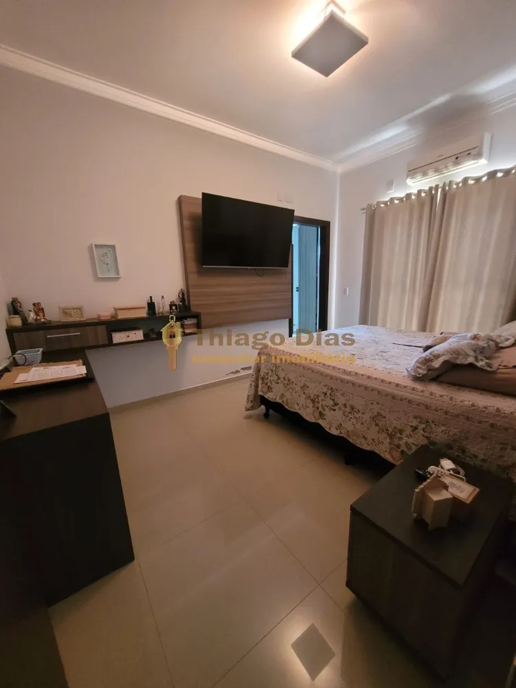 Casa, 3 quartos, 200 m² - Foto 8