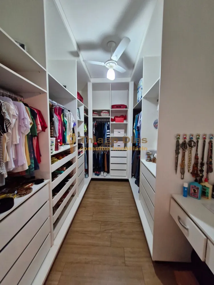 Casa, 3 quartos, 228 m² - Foto 4