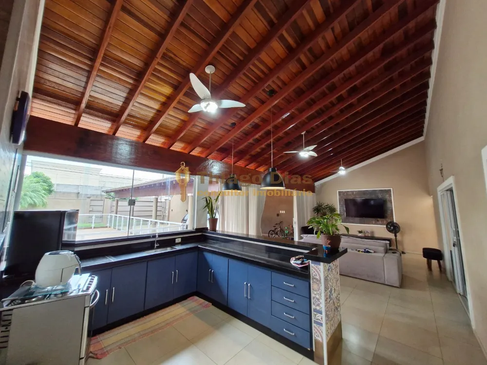 Casa, 3 quartos, 228 m² - Foto 5