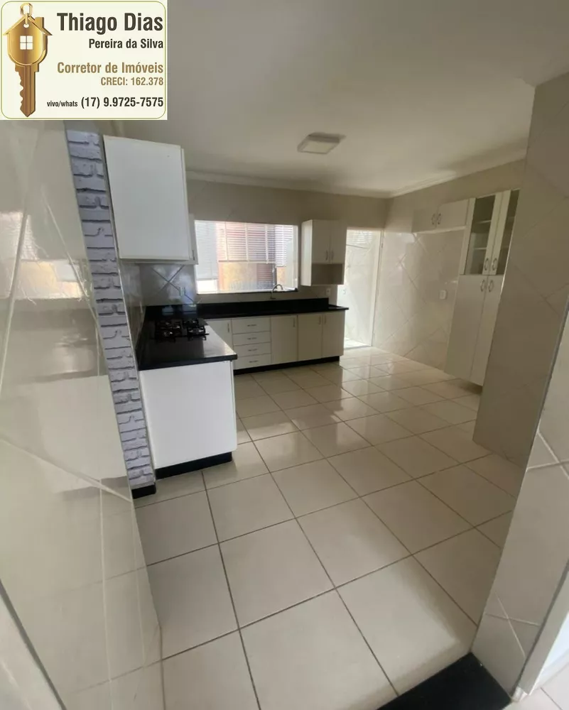 Apartamento à venda com 3 quartos, 99m² - Foto 3