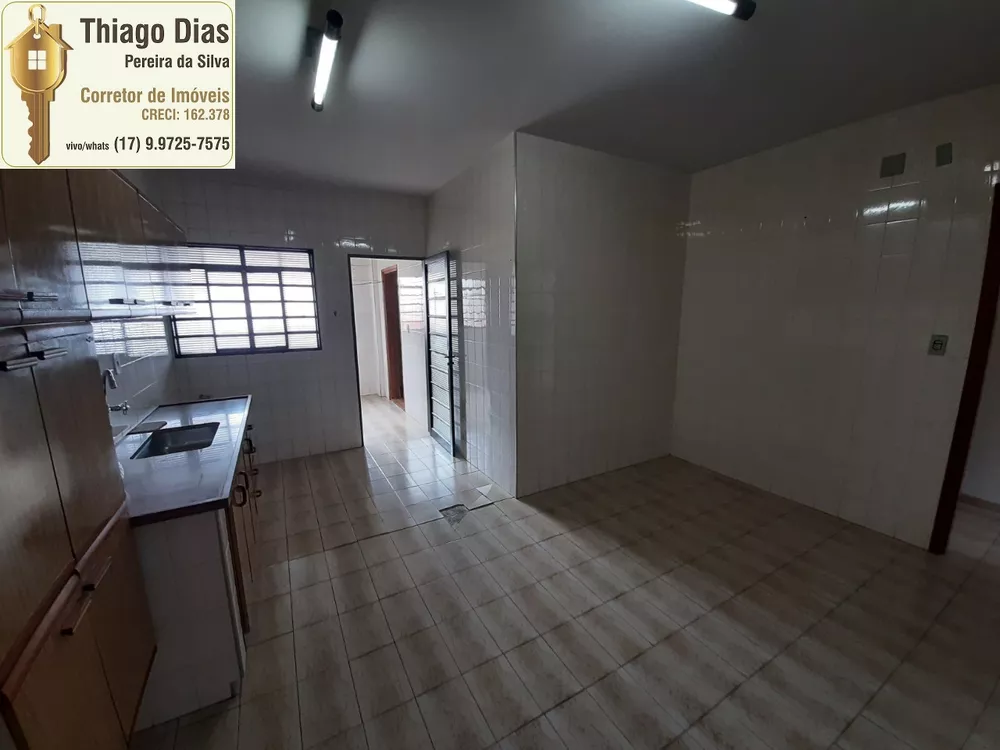 Apartamento à venda com 3 quartos, 122m² - Foto 3