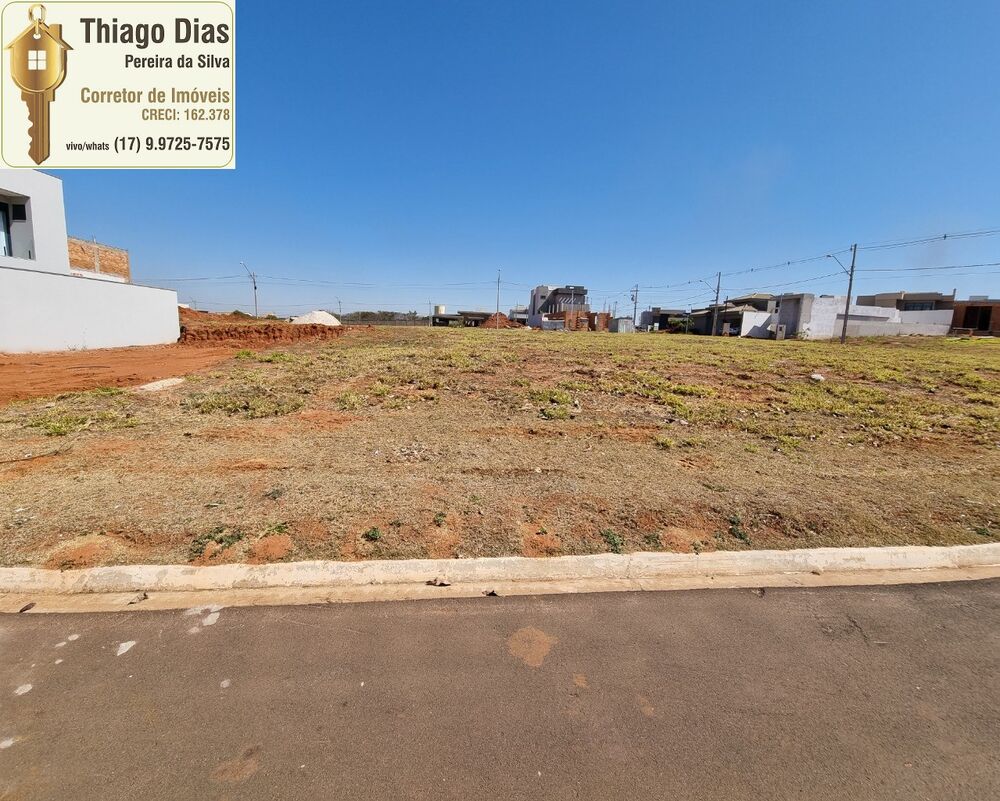 Terreno, 242 m² - Foto 1