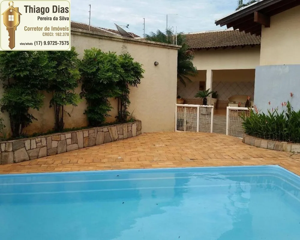 Casa, 4 quartos, 320 m² - Foto 2