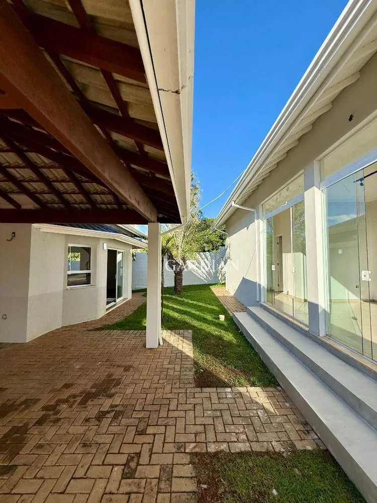 Chácara, 4 quartos, 1000 m² - Foto 2