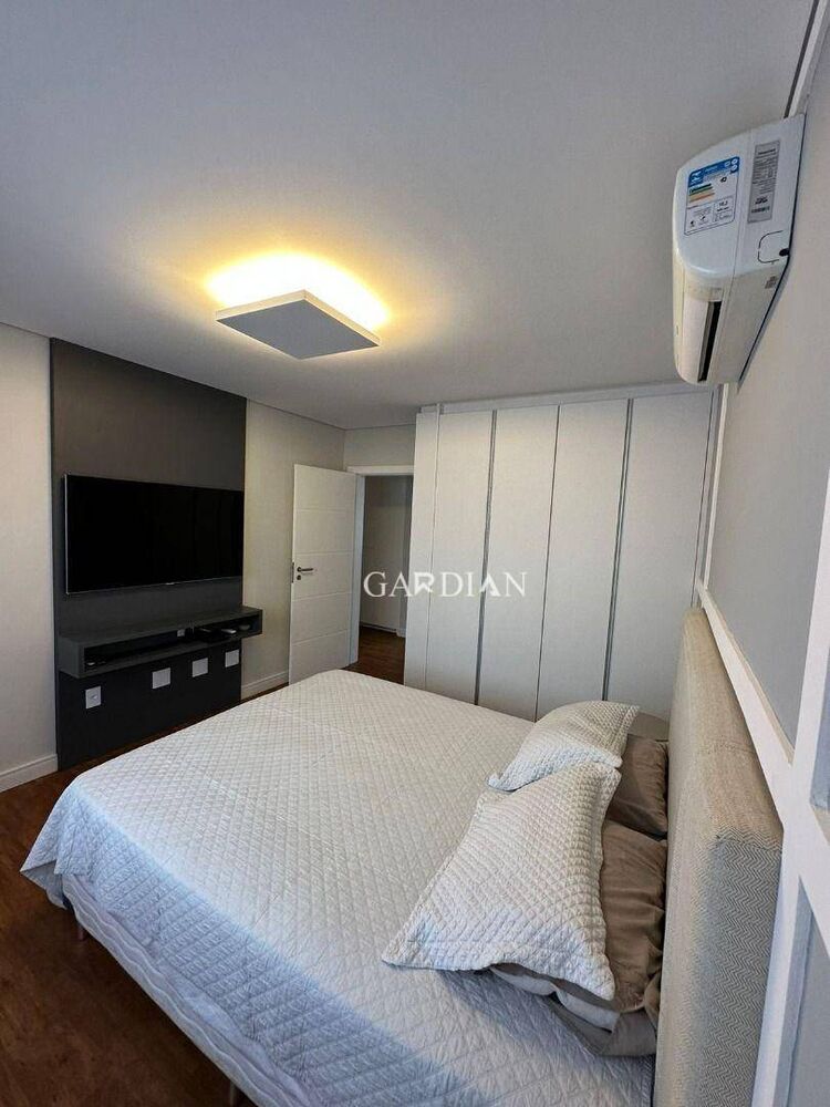 Sobrado, 4 quartos, 425 m² - Foto 1