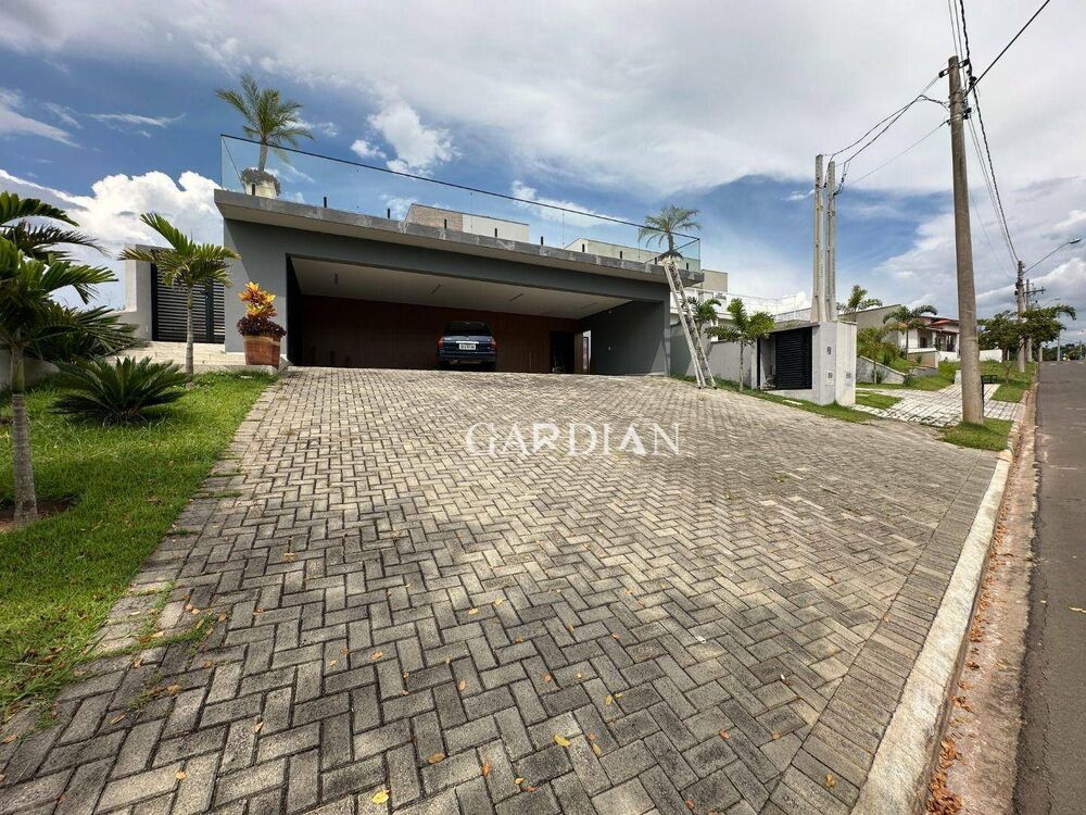 Casa de Condomínio à venda com 3 quartos, 390m² - Foto 3