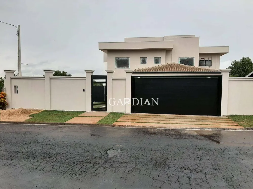 Chácara, 3 quartos, 1000 m² - Foto 1