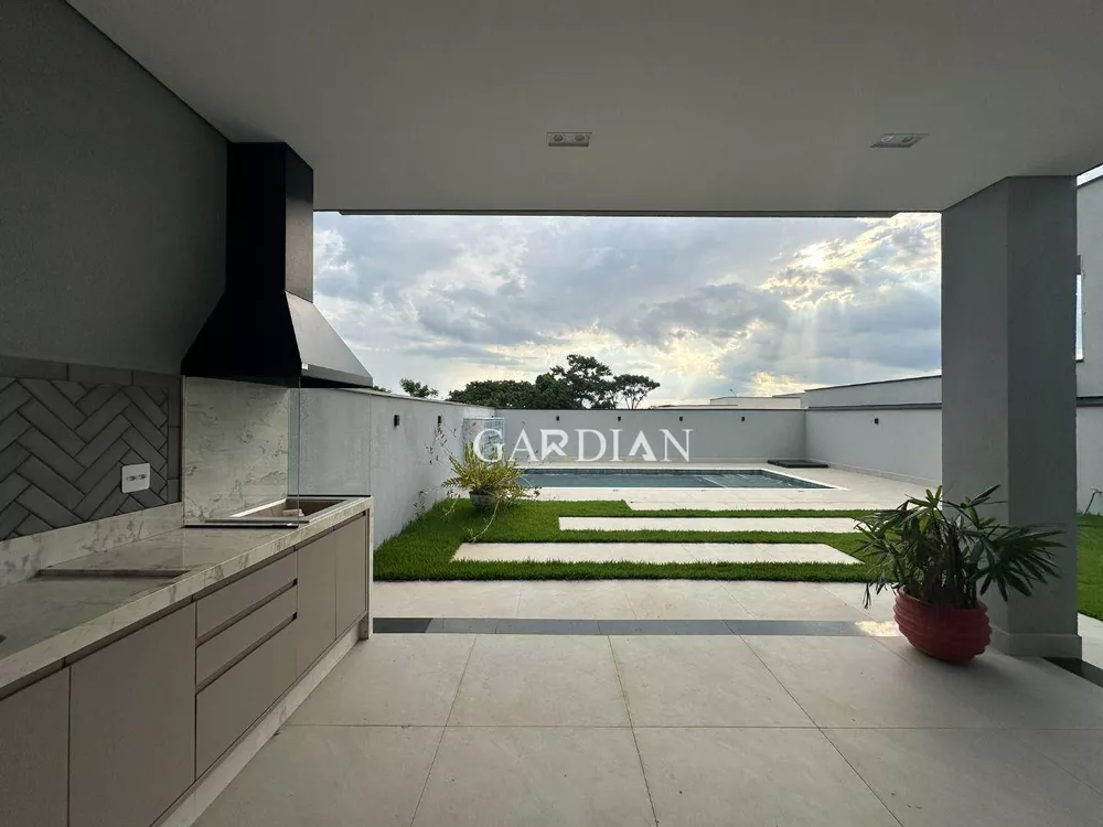 Sobrado, 3 quartos, 258 m² - Foto 4