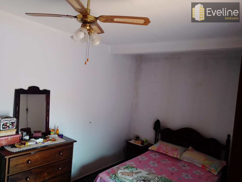 Casa, 3 quartos, 145 m² - Foto 2