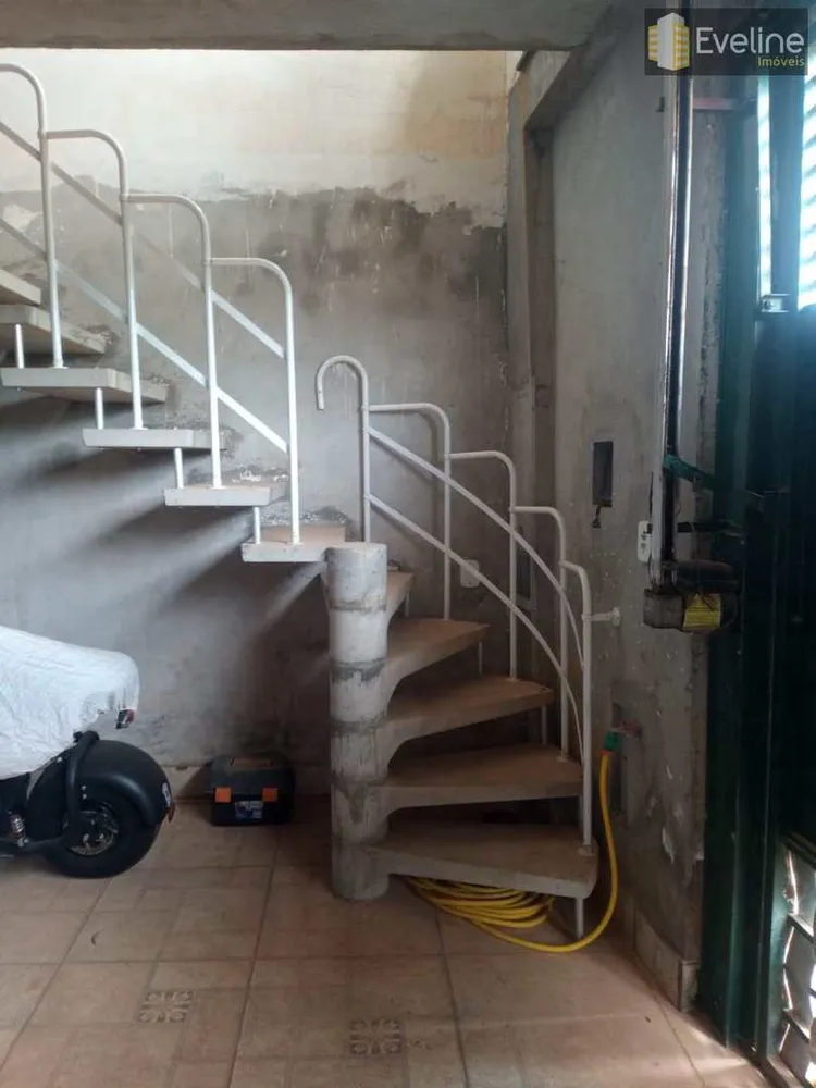 Casa, 2 quartos, 300 m² - Foto 2
