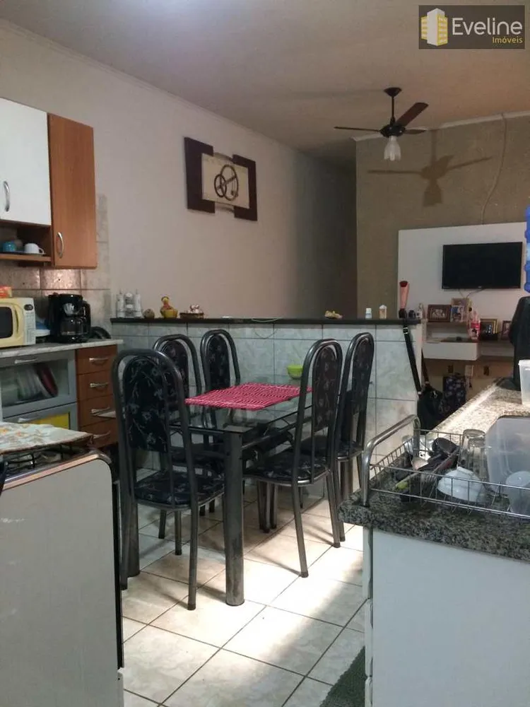 Casa, 2 quartos, 60 m² - Foto 1