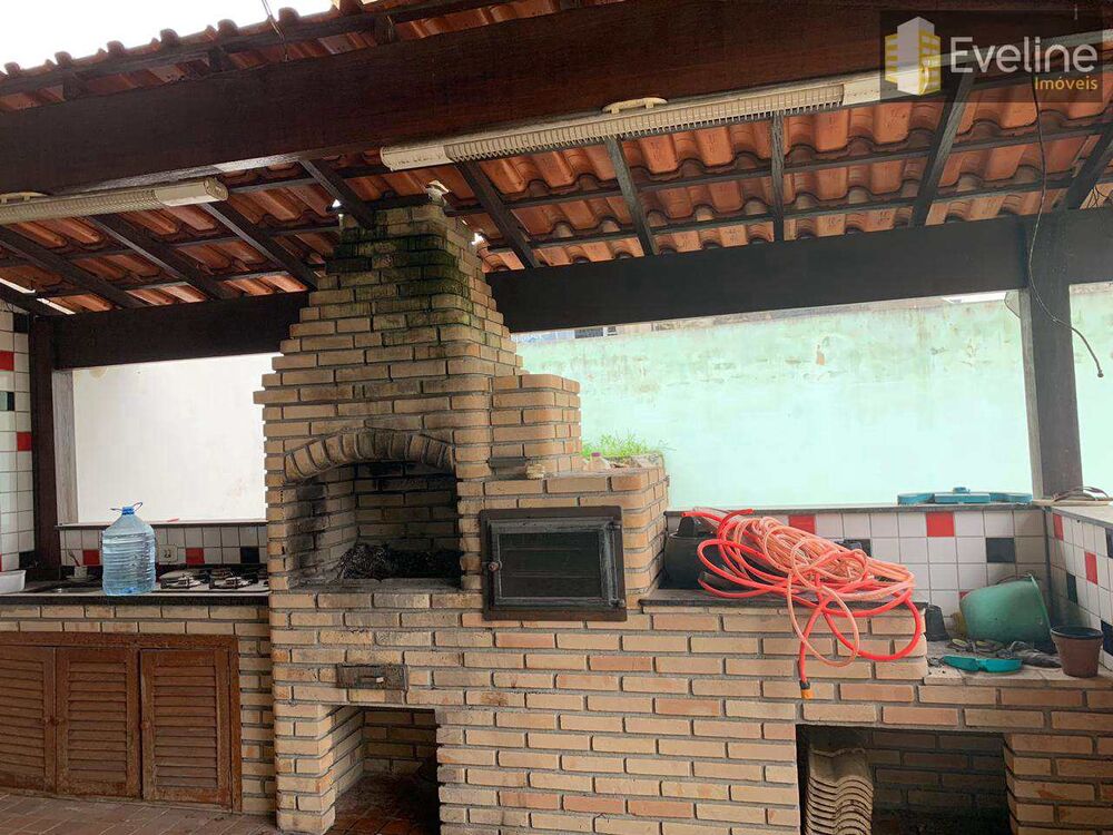 Casa, 3 quartos, 271 m² - Foto 4