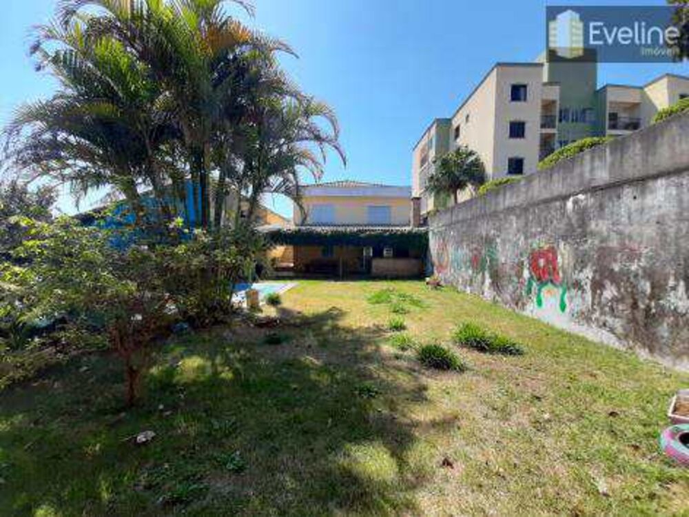 Casa, 3 quartos, 277 m² - Foto 4