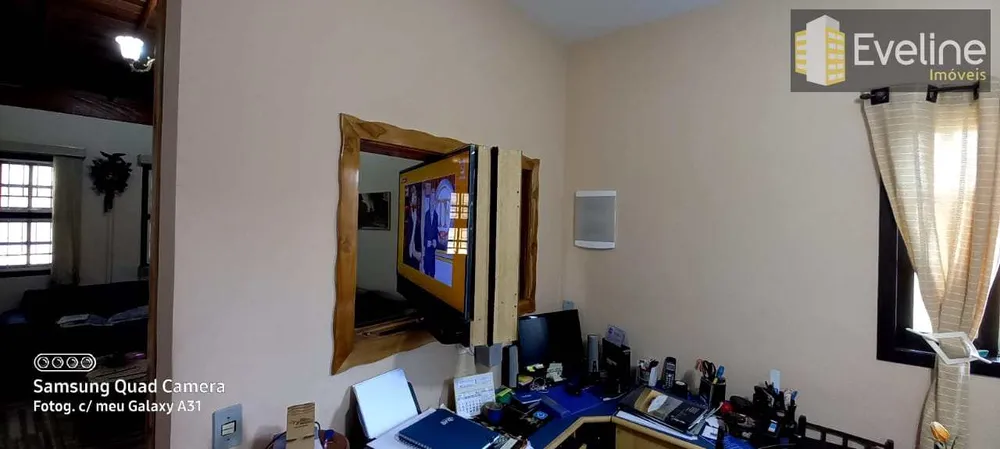 Casa, 3 quartos, 215 m² - Foto 3