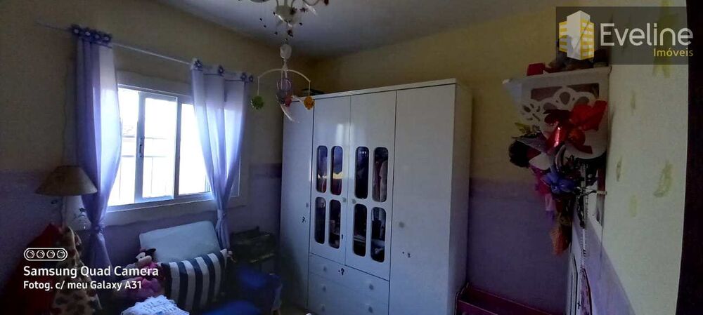 Casa, 3 quartos, 215 m² - Foto 3