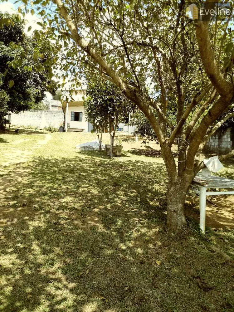 Fazenda à venda com 3 quartos, 2100m² - Foto 1