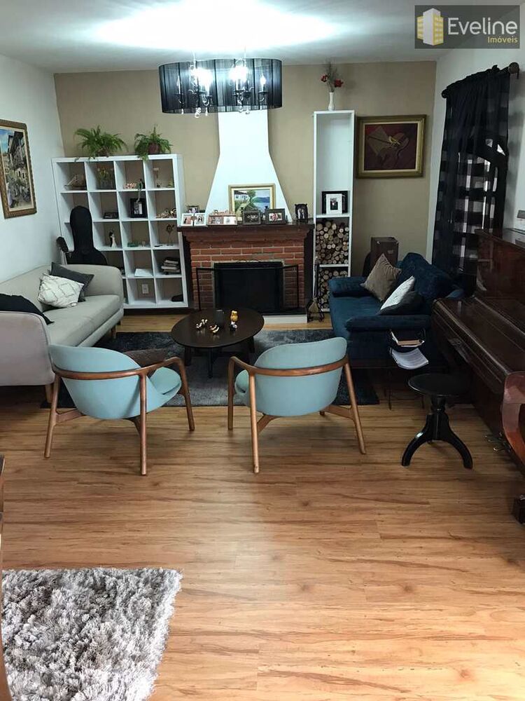 Casa, 3 quartos, 400 m² - Foto 1