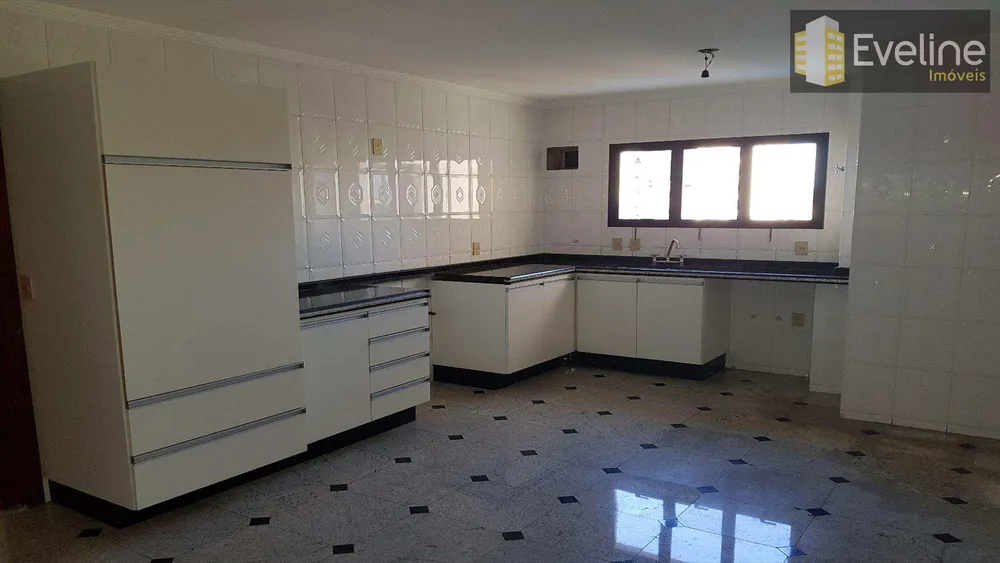 Apartamento, 4 quartos, 203 m² - Foto 7