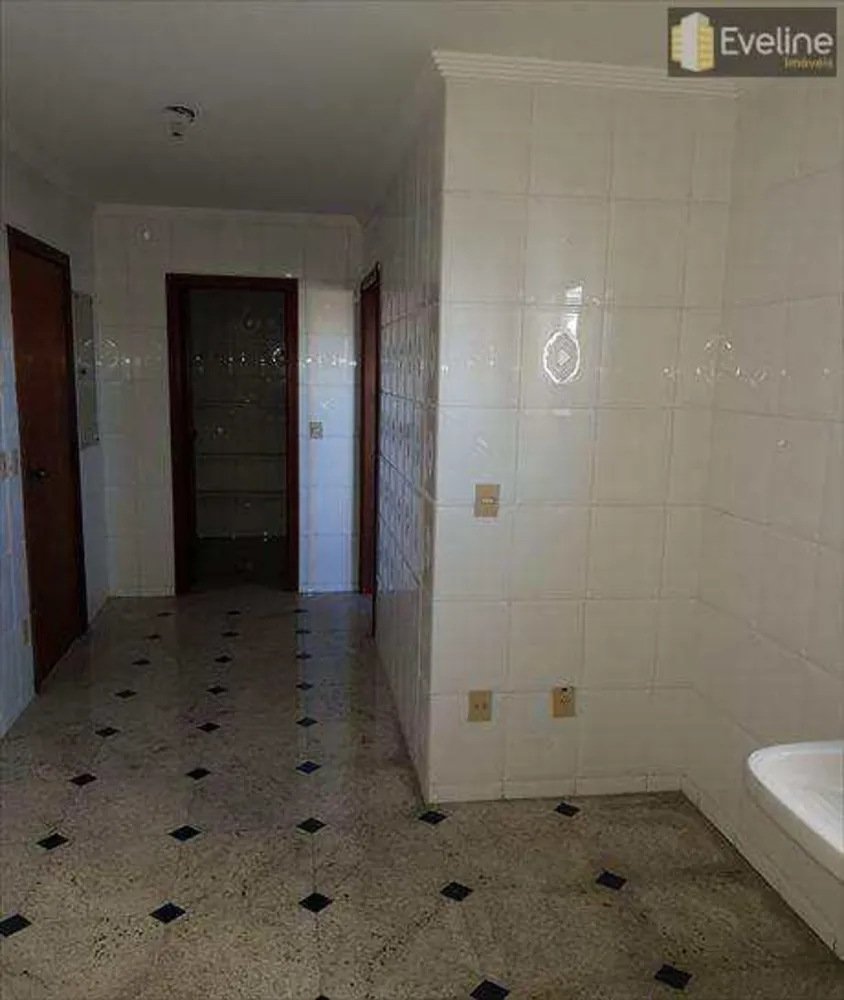 Apartamento, 4 quartos, 203 m² - Foto 12