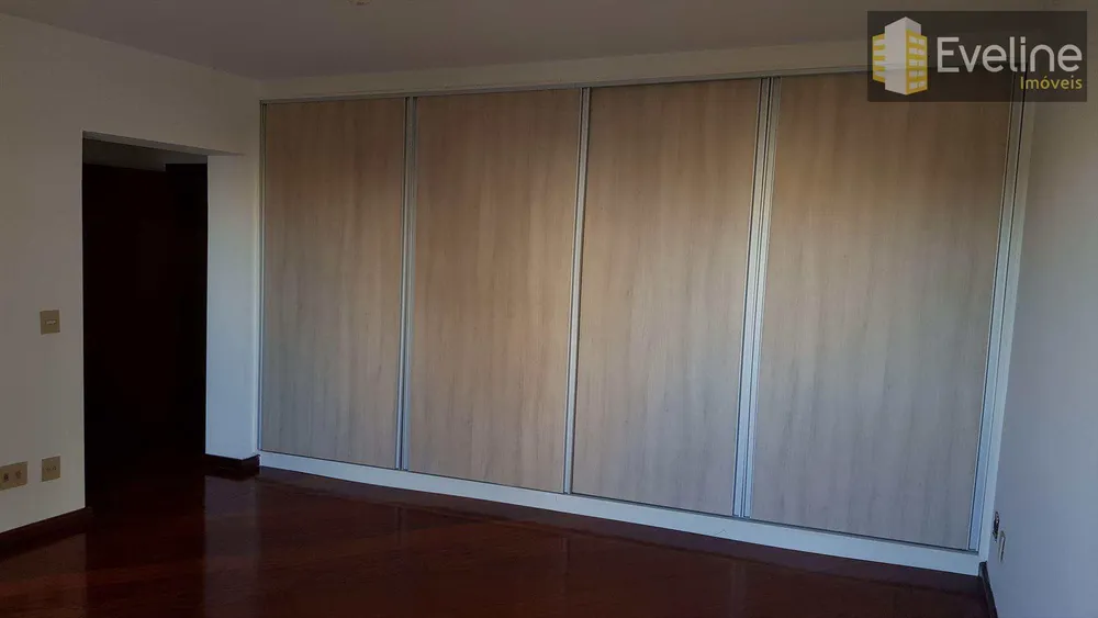 Apartamento, 4 quartos, 203 m² - Foto 11