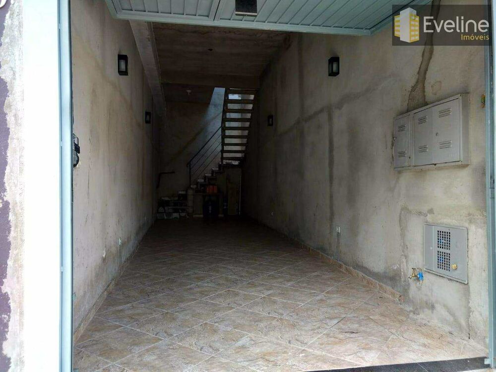 Casa à venda com 3 quartos, 263m² - Foto 11