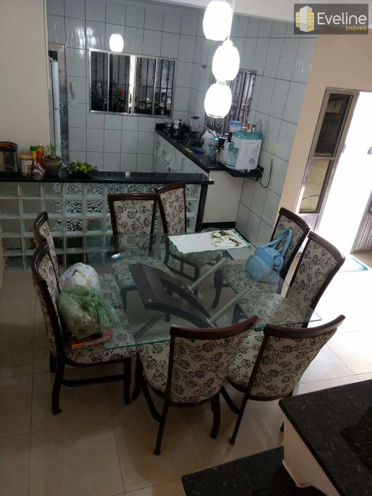 Casa, 3 quartos, 263 m² - Foto 2