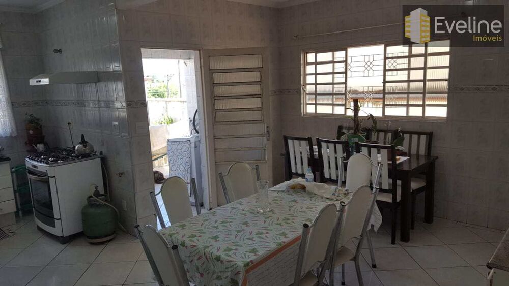 Sobrado, 4 quartos, 244 m² - Foto 3