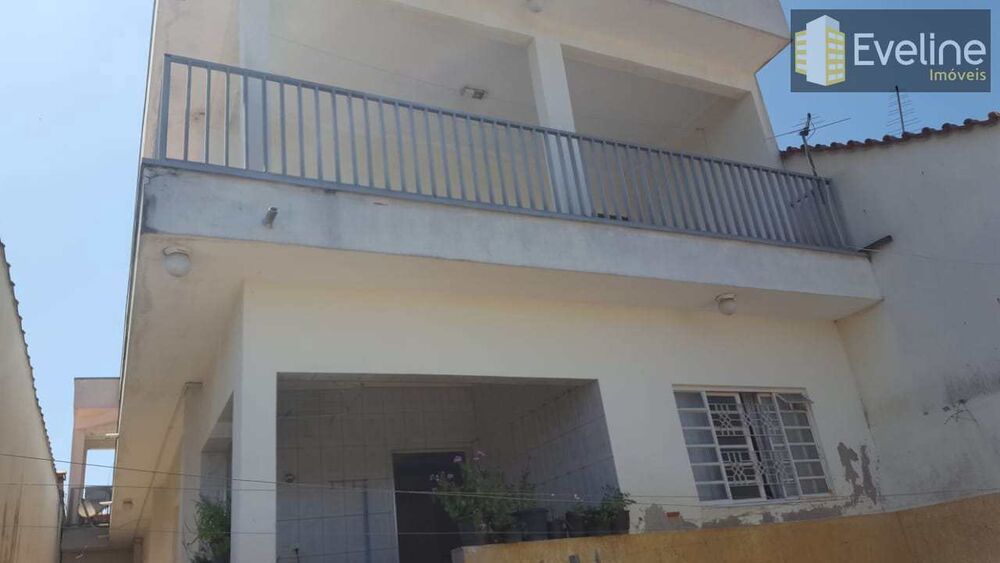 Sobrado, 4 quartos, 244 m² - Foto 2