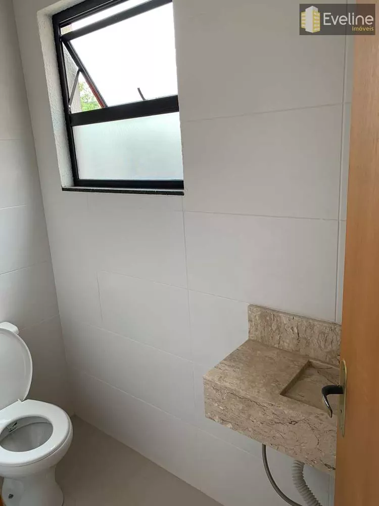 Casa à venda com 3 quartos, 70m² - Foto 4