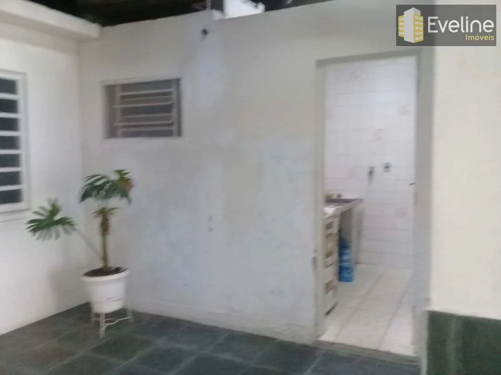 Casa, 3 quartos, 258 m² - Foto 2