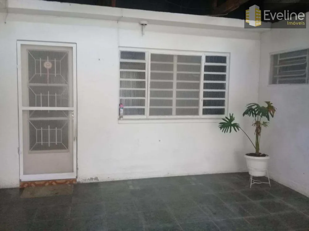 Casa, 3 quartos, 258 m² - Foto 16