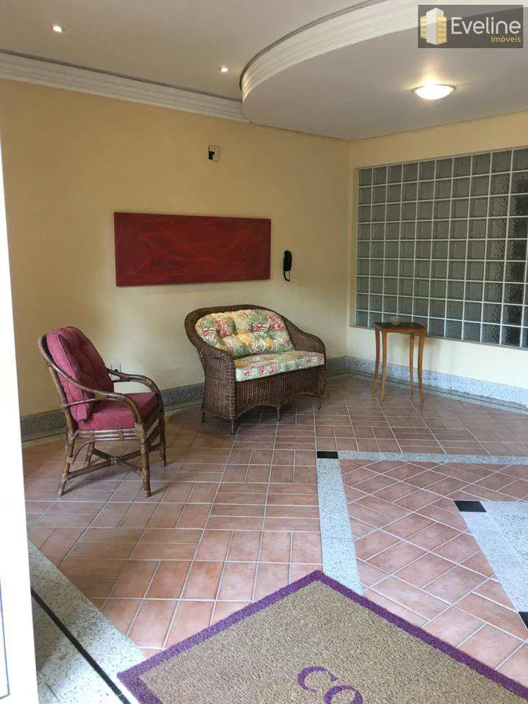 Apartamento, 3 quartos, 130 m² - Foto 2