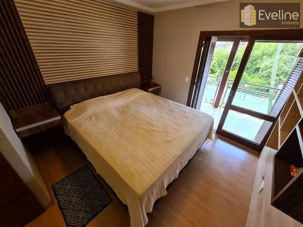 Casa, 3 quartos, 357 m² - Foto 2